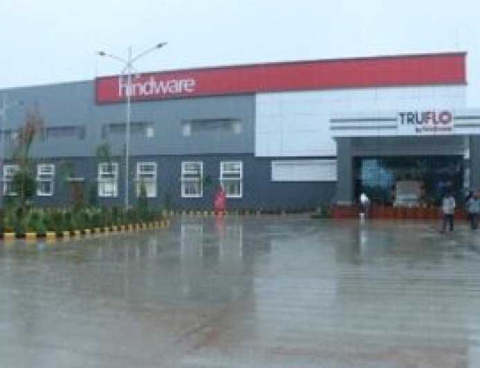 लेखक गांव में पर्यावरण पर मंथन, हरित भविष्य और पर्यावरण संरक्षण का लिया संकल्प