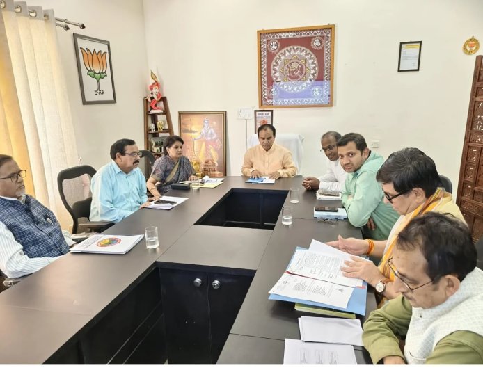 विश्वविद्यालयों में साइबर सुरक्षा के हो पुख्ता इंतजाम – डाॅ. धन सिंह रावत