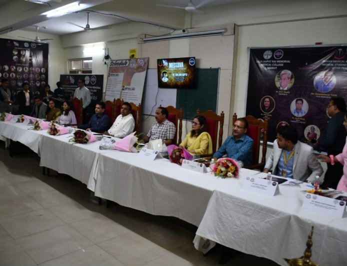 मेरठ मेडिकल कालेज में चिकित्सा स्वास्थ्य एवं चिकित्सा शिक्षा के विषय पर विचार गोष्ठी