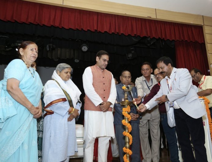 भारती श्रमजीवी पत्रकार संघ की अभिनव पहल : ‘मध्य हिमालयी उद्यान विकास एवं आर्थिकी’ विषय पर आयोजित की कार्यशाला