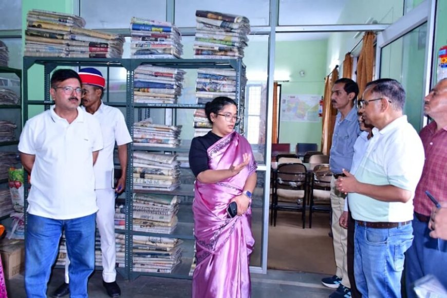 निर्माणाधीन चिल्ड्रेन पार्क और जिला पुस्तकालय का डीएम अपूर्वा पाण्डे ने किया निरीक्षण, कहा – गुणवत्ता से नहीं होगा समझौता, तय समय में पूरे हों कार्य