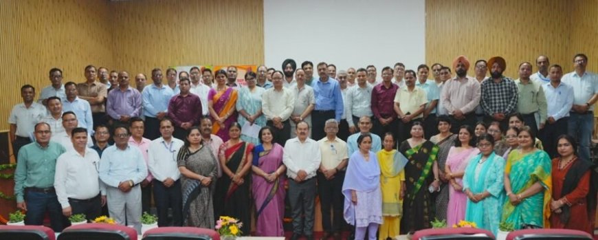 एसजीआरआर स्कूलों को “सेंटर ऑफ एक्सीलेंस” बनाने पर मंथन, 100 से अधिक प्रधानाचार्यों ने किया प्रतिभाग