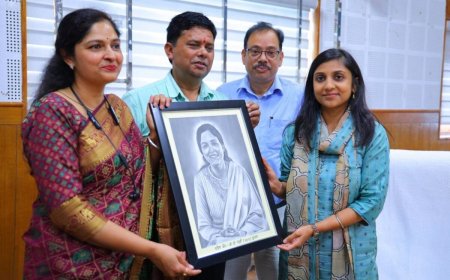 सादगी, अनुशासन और कार्यकुशलता की मिसाल डीडीओ मनविंदर कौर का हुआ रुद्रप्रयाग स्थानान्तरण, विकास भवन में अधिकारियों-कर्मचारियों ने दी भावभीनी विदाई