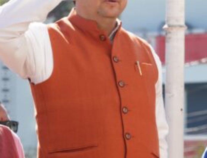 सीएम धामी ने 187 चयनित अभ्यर्थियों को सौंपे नियुक्ति पत्र, युवाओं को दी नई जिम्मेदारी