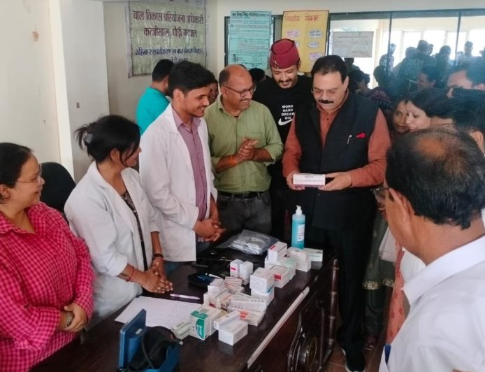 पौड़ी गढ़वाल : जनसेवा शिविर में 113 लाभार्थियों को मिला योजनाओं का लाभ, अधिकांश शिकायतों का मौके पर निस्तारण