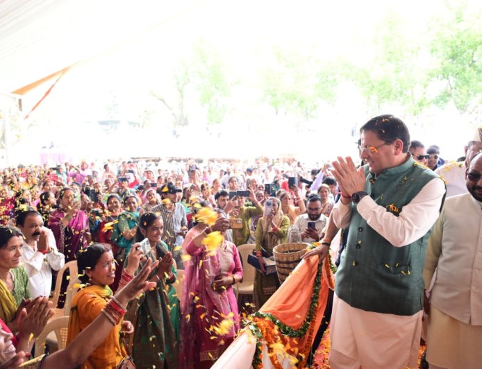 गोपेश्वर में उमड़ा जनसैलाब! धामी के मेगा रोड शो ने कांग्रेस की बढ़ाई टेंशन