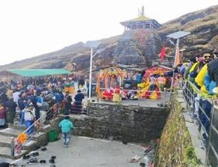 सीएम धामी ने 212 नई लाभार्थियों को जारी की स्वरोजगार सहायता की पहली किस्त