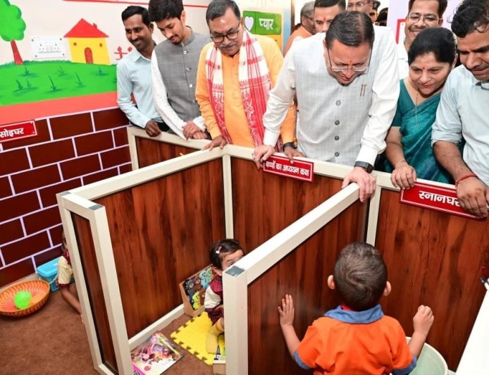प्रतिभा सम्मान समारोह में मेधावी विद्यार्थियों का सम्मान, मुख्यमंत्री ने बढ़ाया उत्साह