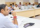 36 दिन से लंबित 16 शिकायतों पर डीएम सख्त, निस्तारण के निर्देश
