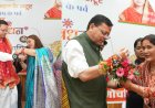 मुख्यमंत्री को प्रदेशभर की बहनों ने बांधी राखी, सीएम ने कहा महिलाओं का स्वावलंबन सर्वोच्च प्राथमिकता
