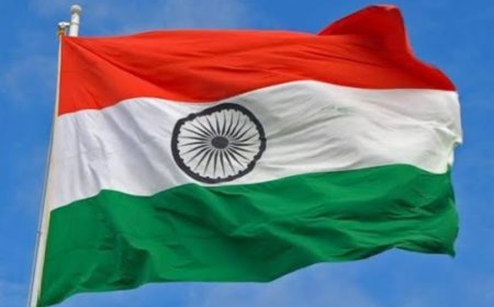 द्रोण वाटिका कॉलोनी में देशभक्ति के रंग में रंगा स्वतंत्रता दिवस समारोह, तिरंगे के साथ लिया राष्ट्रनिर्माण का संकल्प