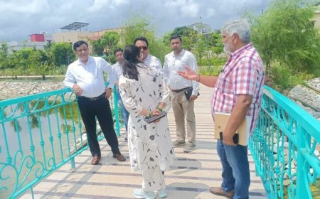 सीएम धामी के विजन को धरातल पर उतार रहा एमडीडीए, सिटी फॉरेस्ट के बाद मियांवाला में एक और पर्यावरणीय तोहफा, IAS बंशीधर तिवारी ने किया जल-सृष्टि पार्क का निरीक्षण, 8.63 करोड़ से संवरी जौहड़ की भूमि