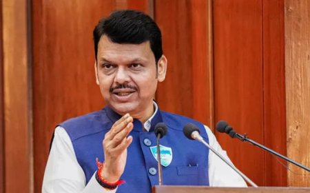 महाराष्ट्र में सोमवार को होगी कैबिनेट बैठक, फडणवीस की डिनर डिप्लोमेसी से बढ़ी सियासी हलचल