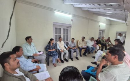 थलीसैंण की सड़कों को लेकर कैबिनेट मंत्री ने की समीक्षा, वन भूमि के लंबित प्रकरण जल्द निपटाने को कहा