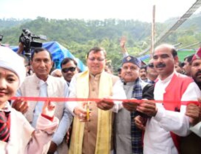 उत्तराखण्ड CM धामी का बड़ा ऐलान बहादुर बच्चों को मिलेगा राज्य वीरता पुरस्कार