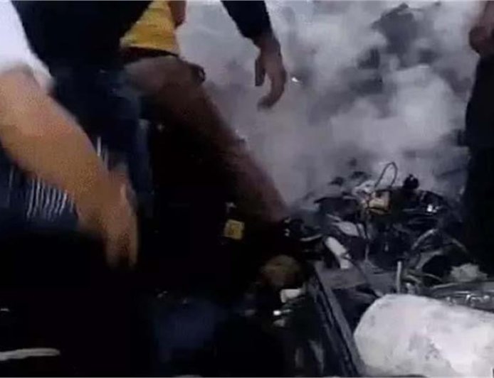 जालंधर में कबाड़ के गोदाम में भीषण आग से मचा हड़कंप, फायर ब्रिगेड की 3 गाड़ियों ने पाया काबू