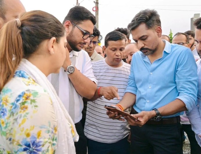 बालावाला क्षेत्र में सिंचाई एवं जनसमस्याओं पर जिलाधिकारी के कड़े निर्देश; नहर की सफाई में लापरवाही पर सिंचाई विभाग से स्पष्टीकरण तलब, जलापूर्ति रोस्टर के अनुसार सुनिश्चित करने के निर्देश