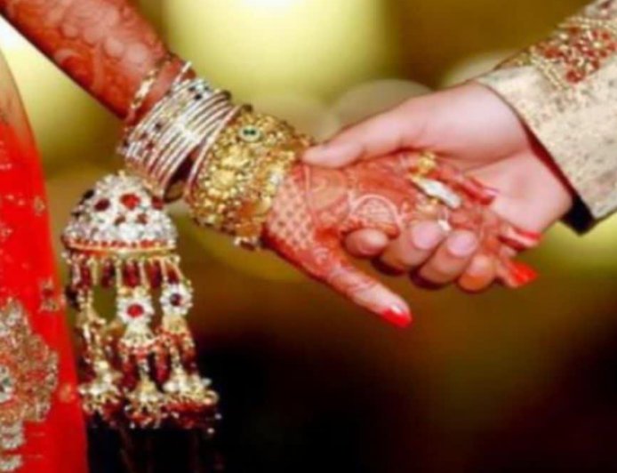 बिना तलाक दिए पति पर दूसरी शादी करने का आरोप, पति और दूसरी पत्नी के खिलाफ मुकदमा दर्ज