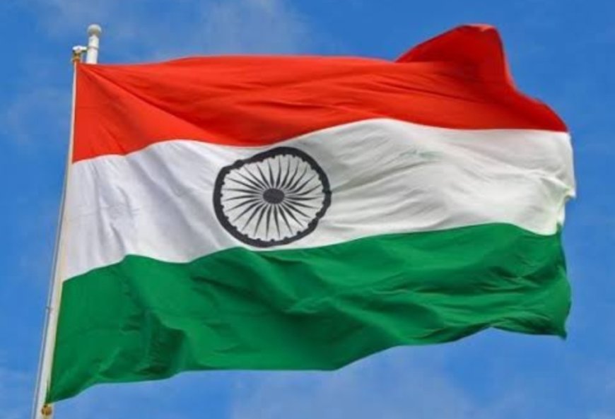 द्रोण वाटिका कॉलोनी में देशभक्ति के रंग में रंगा स्वतंत्रता दिवस समारोह, तिरंगे के साथ लिया राष्ट्रनिर्माण का संकल्प