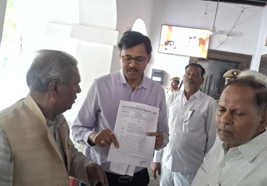 आईएएस अधिकारी रिंकू सिंह राही की सुरक्षा की मांग : प्रदेश अध्यक्ष रामशरण जाटव के नेतृत्व में महासभा ने मुख्यमंत्री को भेजा ज्ञापन