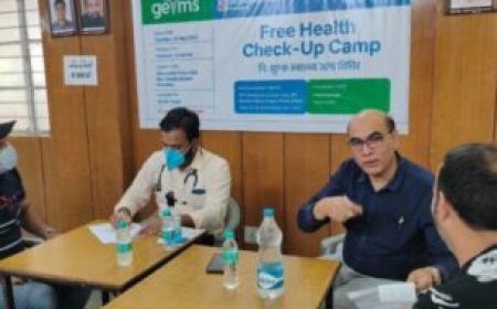 सीएम धामी का सख्त निर्देश: उत्तराखंड की सड़कें होंगी गड्ढामुक्त, 15 अक्टूबर से करेंगे औचक निरीक्षण