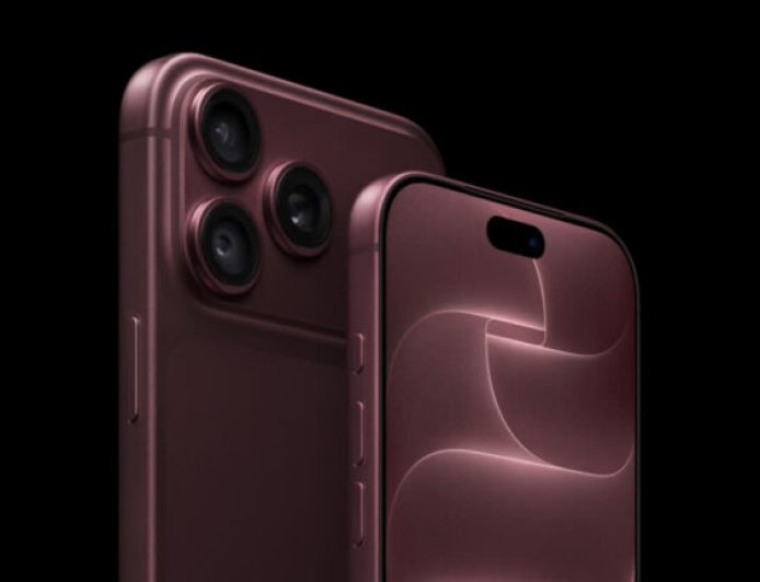 iPhone 18 Pro सीरीज की सेल शुरू, देखिए सबसे पहले फोन खरीदने वालों ने क्या कहा