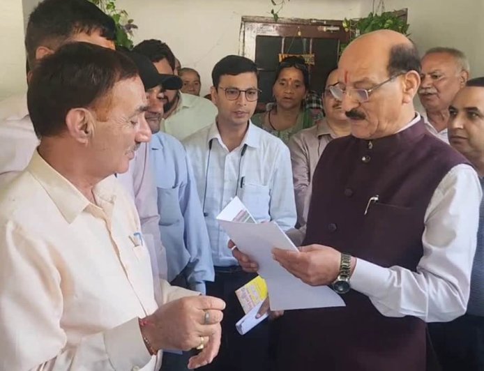 फर्जी  स्वतंत्रता सेनानी आश्रित प्रमाण-पत्रों से लिए MBBBS में एडमिशन, स्वास्थ्य मंत्री के पास पहुंची 370 संदिग्ध अभ्यर्थियों की सूची