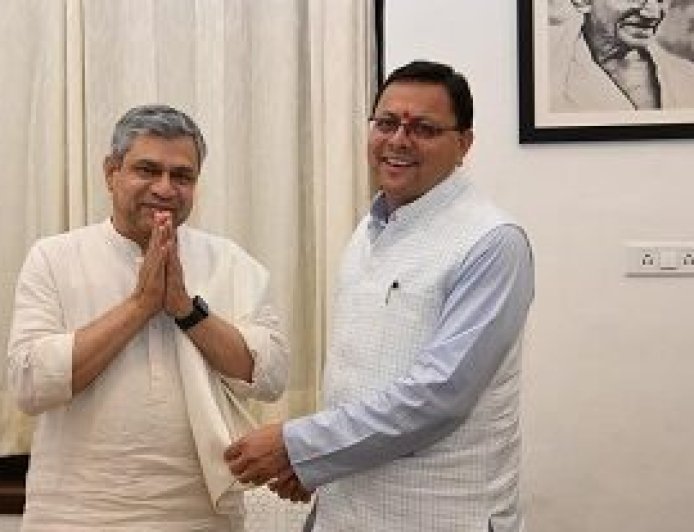 उत्तराखंड: महिला संवाद में सशक्तिकरण की गूंज, गीत के माध्यम से महिलाओं ने प्रधानमंत्री मोदी के प्रति जताया आभार