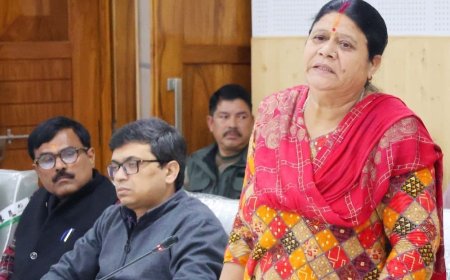 जनता की शिकायतें सुनीं, अफसरों को दिया जवाब का समय