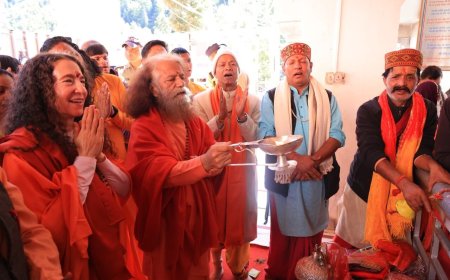 राष्ट्रपिता महात्मा गांधी जी की 157 वीं जयंती पर गंगोत्री धाम में चलाया स्वच्छता अभियान