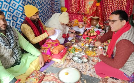 बदरीनाथ धाम में नवरात्र शुरू, घट स्थापना के साथ मां भगवती का अभिषेक