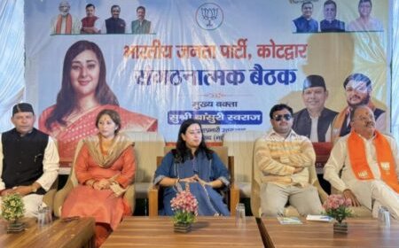 चुनावी मोर्चे पर भाजपा की सक्रियता बढ़ी : कोटद्वार और सतपुली में सह प्रभारी बांसुरी स्वराज ने कार्यकर्ताओं के साथ बनाई संगठनात्मक रणनीति