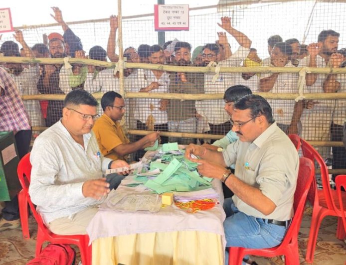 किच्छा और सिरौली कलां निकाय चुनाव की काउंटिंग जारी, दोपहर तक आ सकता है रिजल्ट, सुरक्षा के कड़े इंतजाम