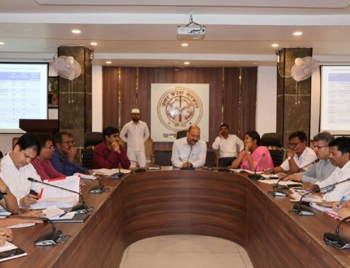 चरखे से फैशन रैंप तक…मेरठ में मंडलीय खादी महोत्सव में सजेगा स्वदेशी का संसार