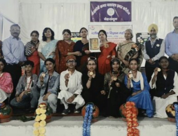 विज्ञान महोत्सव में 252 विद्यार्थियों ने दिखाई प्रतिभा, नाटक में बन्नू इंटर कॉलेज ने मारी बाजी