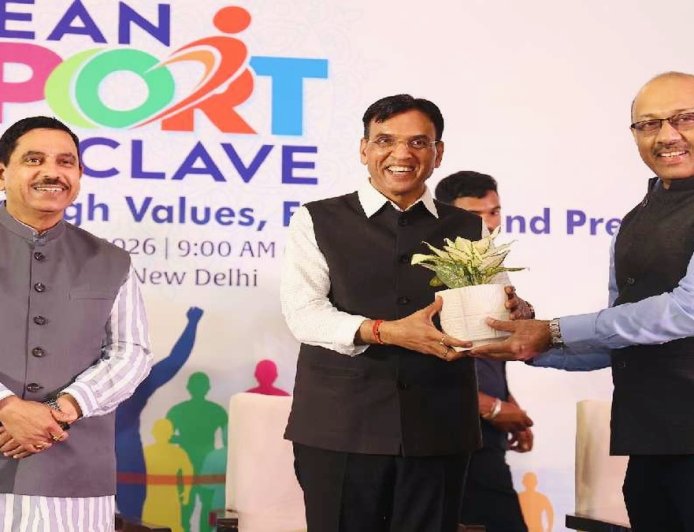 खेल और शिक्षा मंत्रालयों ने स्वच्छ खेल के मूल्यों को हर कक्षा तक पहुंचाने के लिए यूनेस्को के साथ ऐतिहासिक समझौता ज्ञापन पर किए हस्ताक्षर